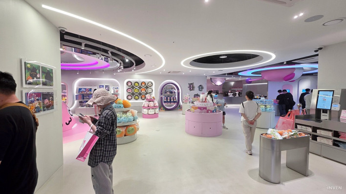 A Must-Visit for MapleStory Fans! Exploring Jeju’s ‘Cafe MapleStory’